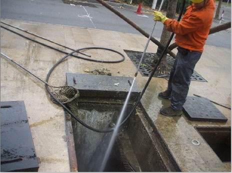 聊城池底污泥如何清理