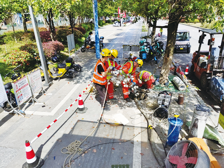  聊城UV-CIPP紫外光固化修复